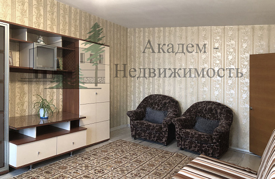 Купить двухкомнатную квартиру в Академгородке Новосибирска на Иванова 32 недорого