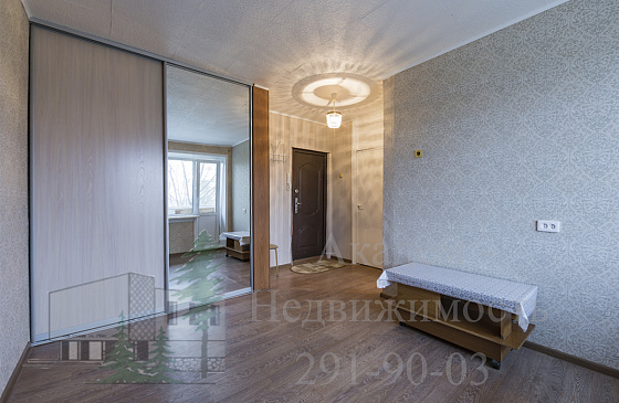 купить однокомнатную квартиру малосемейку в Академгородке Новосибирска