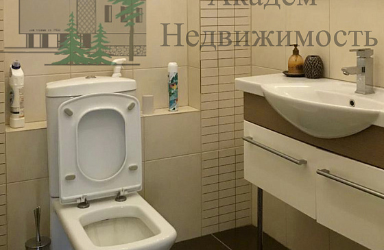 Снять комнату в коттедже в Академгородке район Ельцовки по улице Рождественская