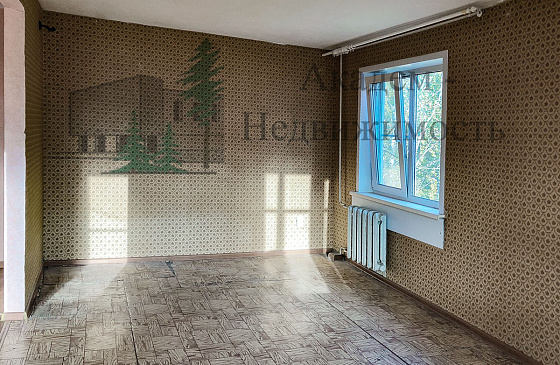 Купить однокомнатную квартиру в верхней зоне Академгородка Новосибирска на Терешковой 34.